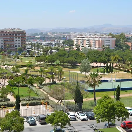 Apartamento Con Piscina En Parque Litoral *