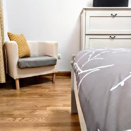 Apartamento Con Piscina En Parque Litoral Apartment *